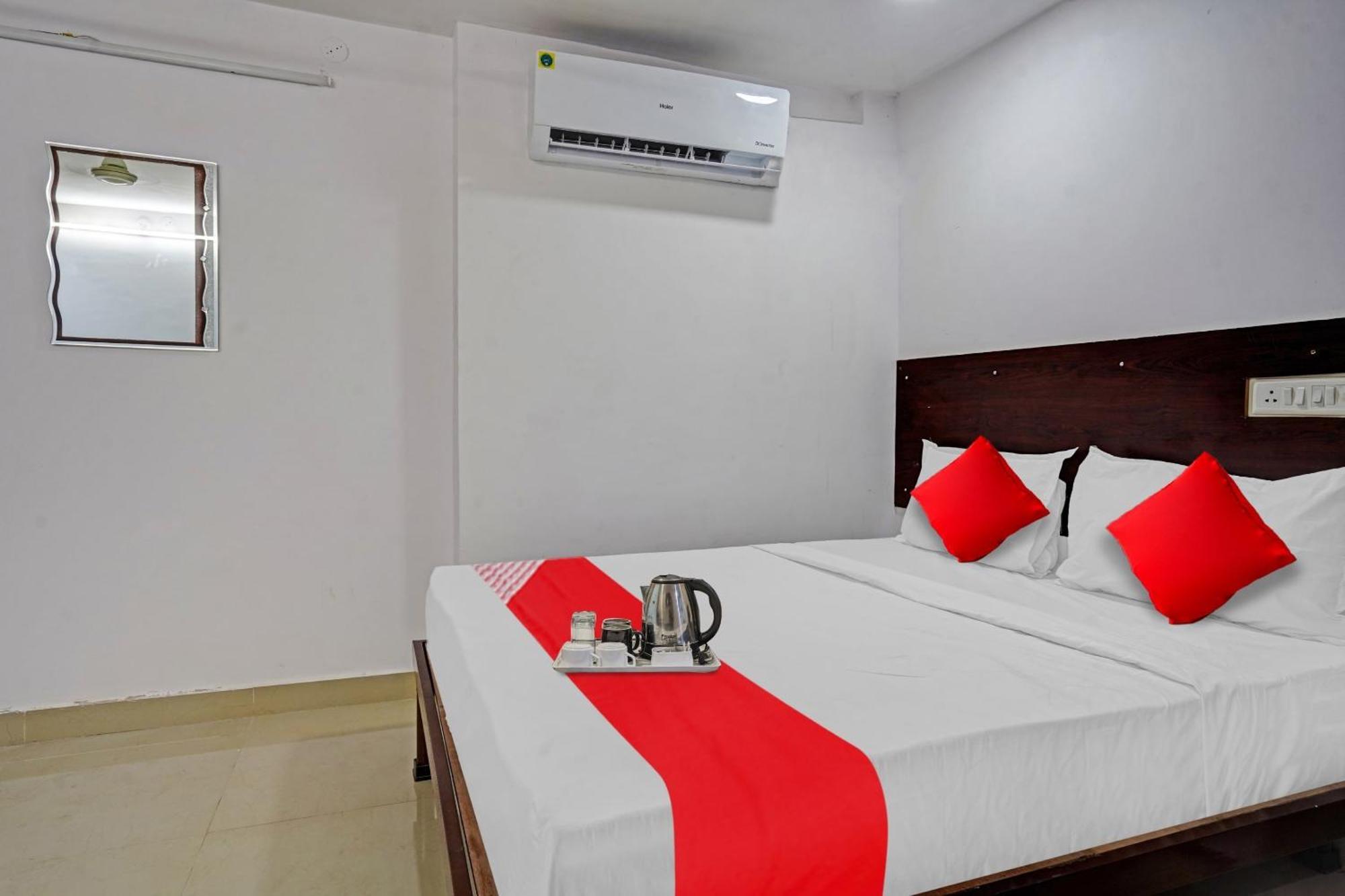 Hotel O Sai Krishna Residency Vidzsajavádá Kültér fotó